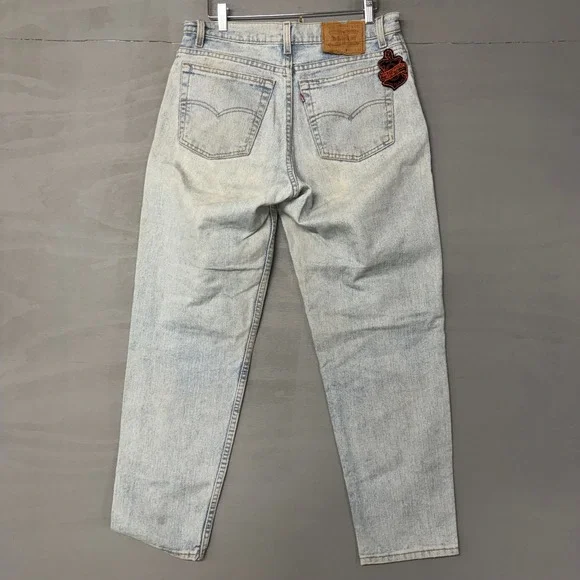 Levi's 550 Relaxed Fit Jeans Light Wash Harley Davidson Patch Made in USA 32x30 - Picture 2 of 7